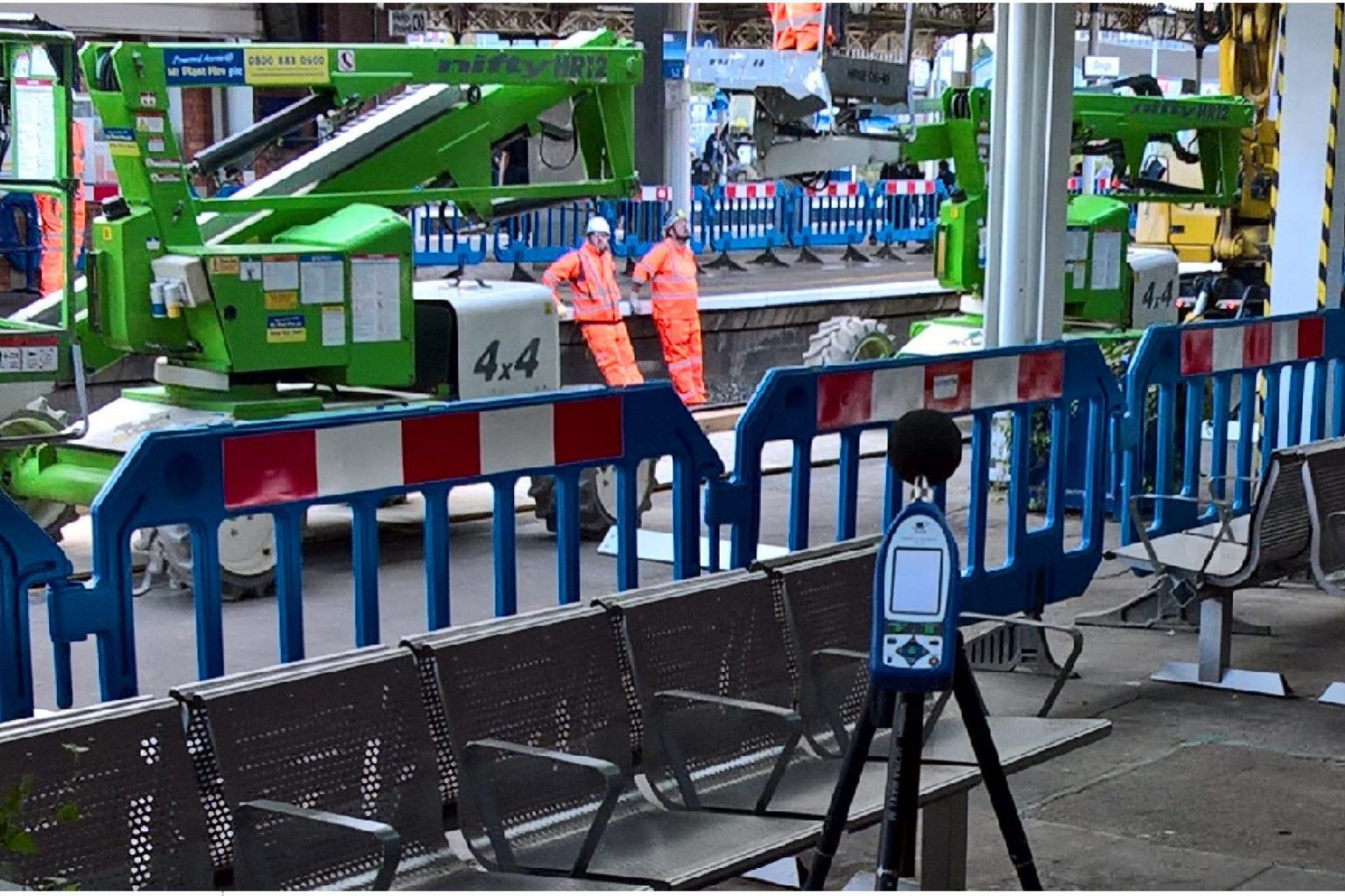 Attended noise monitoring for canopy beam works on platforms at Slough